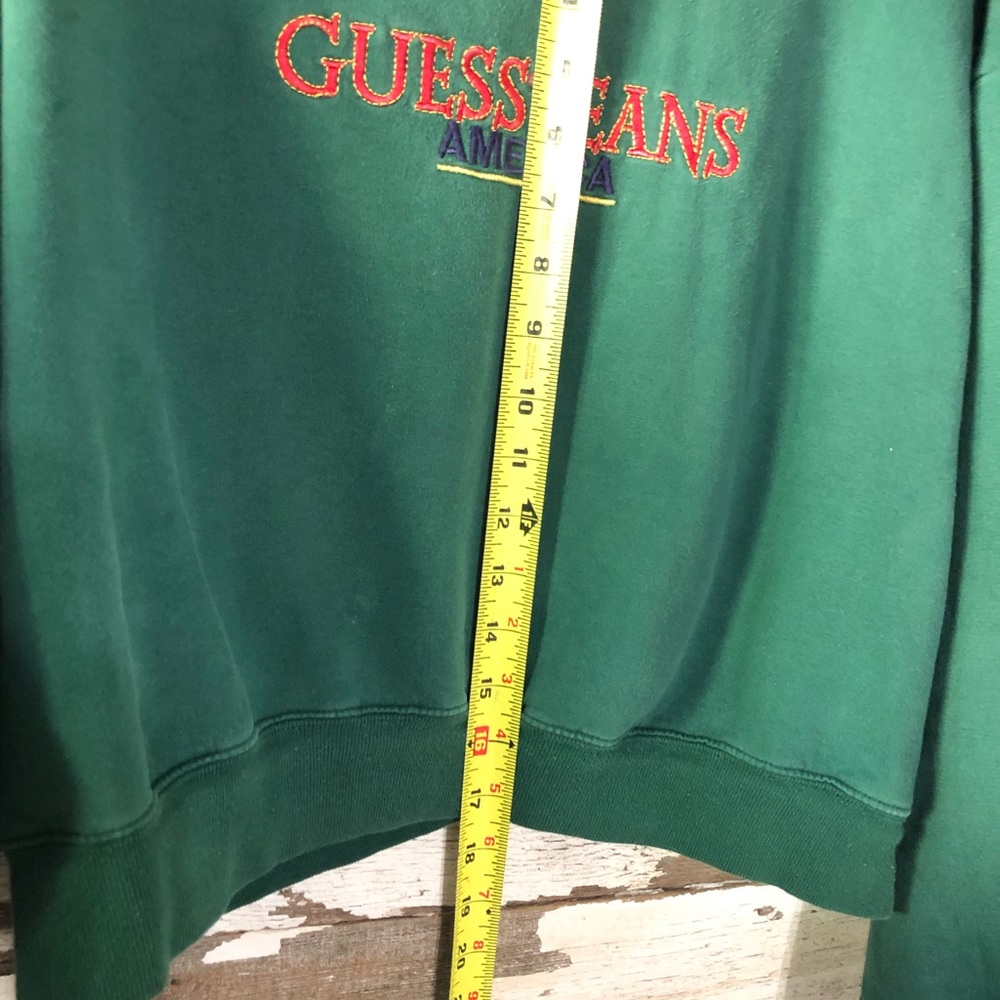 🔴SOLD🔴 Vintage GUESS Crewneck - Picture 6 of 7